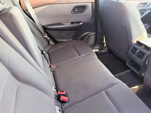 Used 2023 Nissan Rogue S FWD image 15