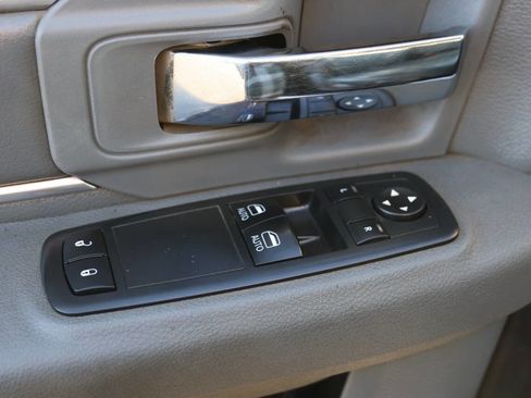 Used 2017 RAM 5500 Tradesman w/ Power & Remote Entry Group image 13