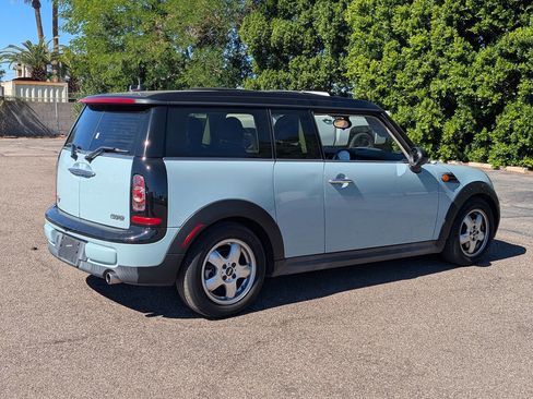 Used 2011 MINI Cooper Clubman w/ Premium Pkg image 3