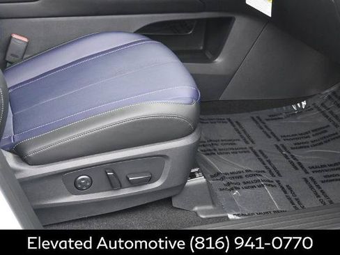Certified 2026 INFINITI QX60 Sport w/ Dark Cargo Package AWD/4WD image 7