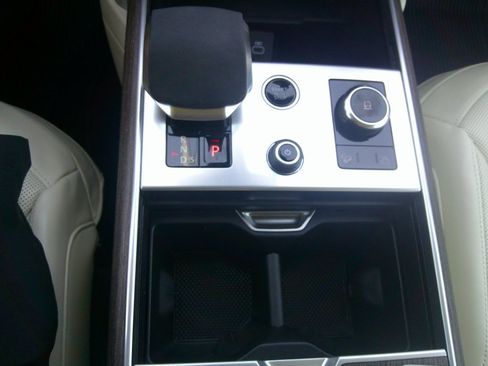 Used 2023 Land Rover Range Rover SE AWD/4WD image 97