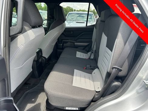 Used 2025 Toyota 4Runner TRD Sport AWD/4WD image 15