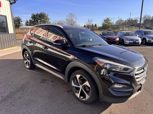 Used 2017 Hyundai Tucson Sport w/ Cargo Package image 11