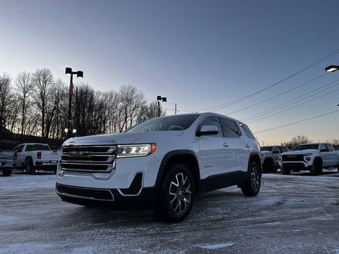 Certified 2023 GMC Acadia SLE image 2