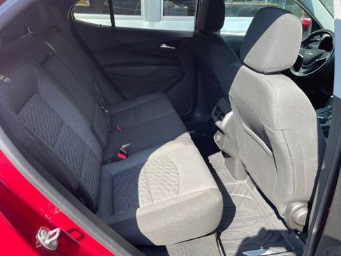 Used 2018 Chevrolet Equinox LT AWD/4WD image 9