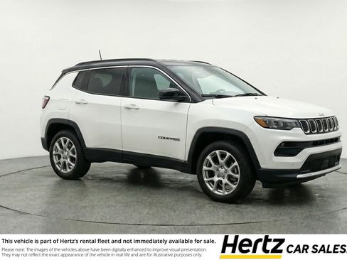 Used 2025 Jeep Compass Limited image 1
