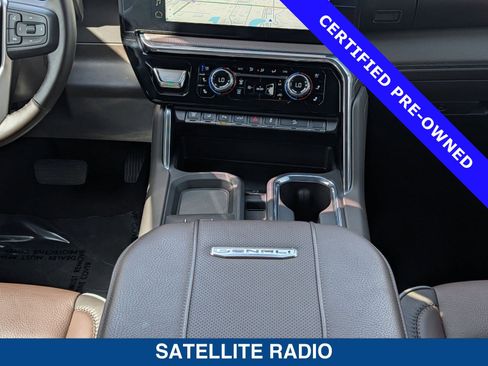 Used 2025 GMC Sierra 2500 Denali w/ Denali Reserve Package AWD/4WD image 19
