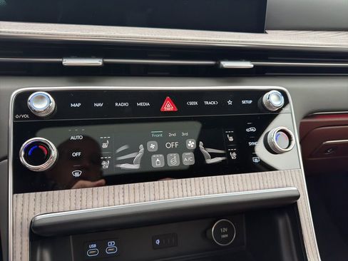 New 2026 Genesis GV80 3.5T Prestige image 27