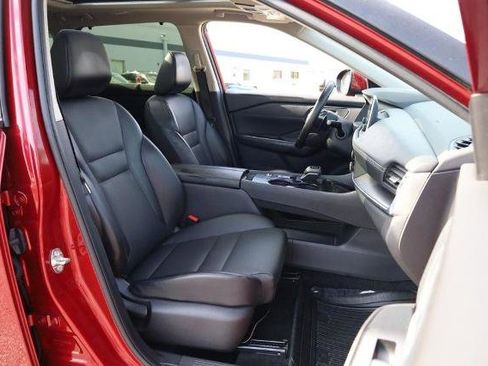 Certified 2025 Nissan Rogue SV w/ SV Premium Package image 29