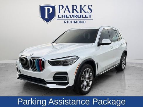 Used 2022 BMW X5 sDrive40i w/ Premium Package RWD image 3