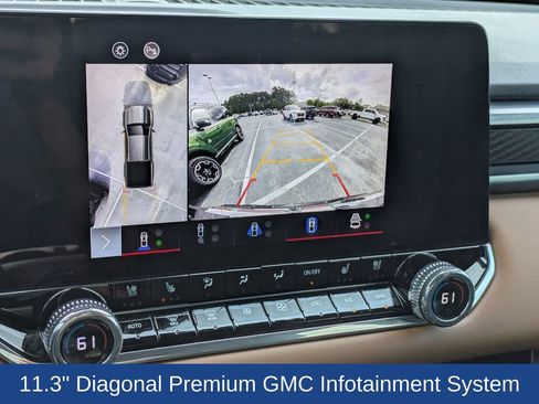 Used 2024 GMC Canyon AT4 w/ AT4 Premium Package AWD/4WD image 21