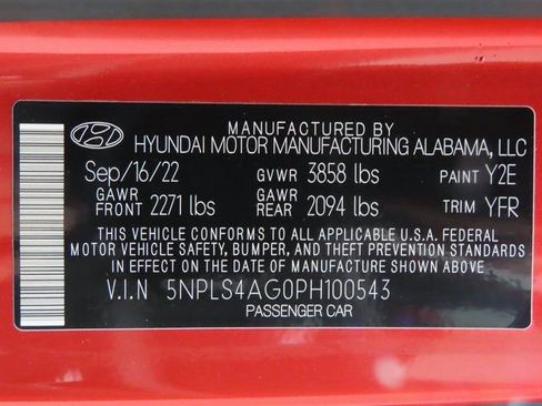 Used 2023 Hyundai Elantra SEL w/ Convenience Package image 36