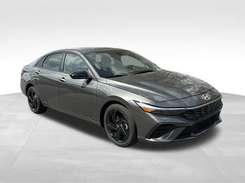 New 2026 Hyundai Elantra Sport FWD image 7