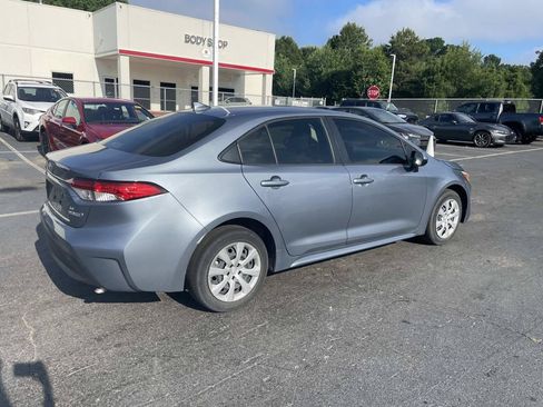 Used 2024 Toyota Corolla LE FWD image 7