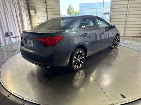 Used 2019 Toyota Corolla SE FWD image 5