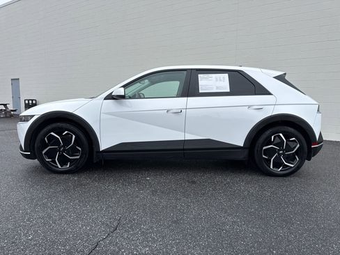 Certified 2023 Hyundai Ioniq 5 SEL w/ Cargo Package image 4