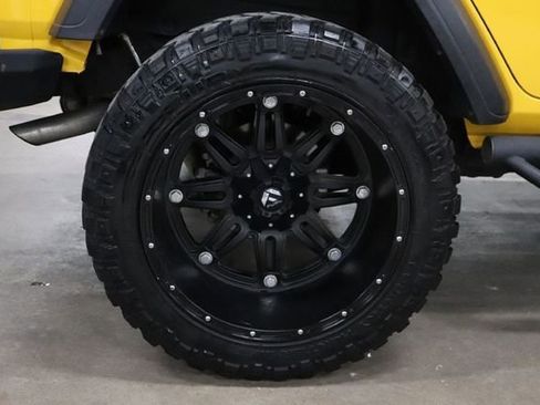 Used 2019 Jeep Wrangler Unlimited Sport S AWD/4WD image 38