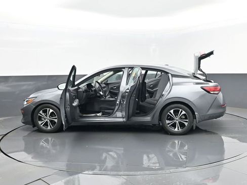 Used 2020 Nissan Sentra SV image 29
