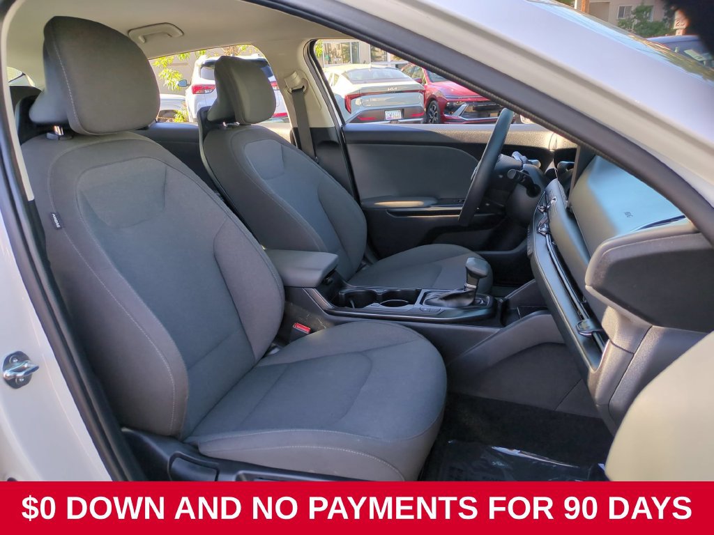 Used 2025 Kia K4 FWD image 26