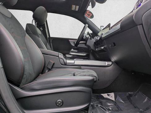 Certified 2023 Mercedes-Benz EQB 250+ image 21