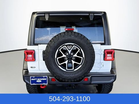 Used 2026 Jeep Wrangler Unlimited Rubicon AWD/4WD image 8