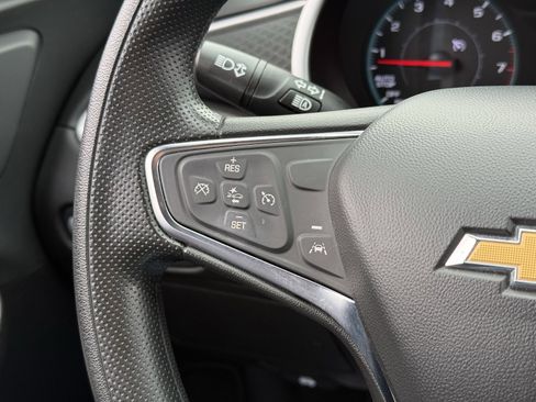 Used 2025 Chevrolet Malibu LT image 30