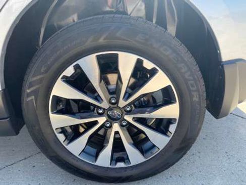 Used 2016 Subaru Outback 3.6R Limited image 45