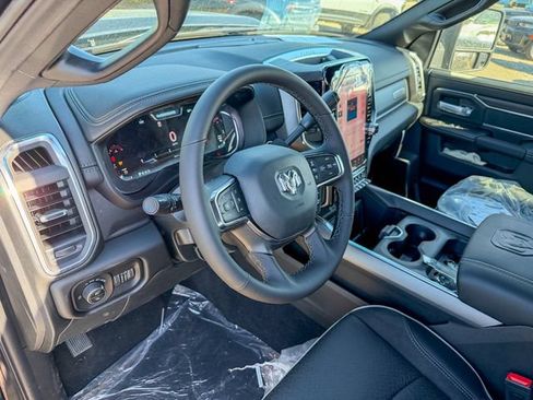 New 2026 RAM 2500 Laramie w/ Night Edition AWD/4WD image 14