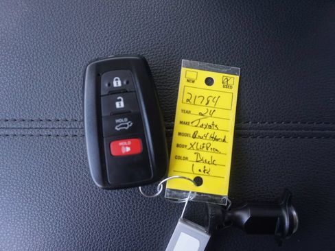 Certified 2024 Toyota RAV4 XLE Premium AWD/4WD image 35