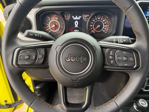 Used 2024 Jeep Wrangler Unlimited Sport AWD/4WD image 13