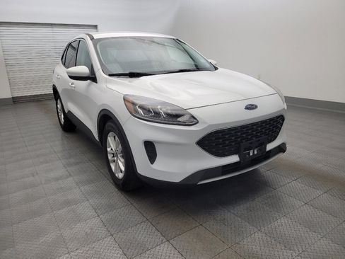 Used 2021 Ford Escape SE w/ Cold Weather Package FWD image 13