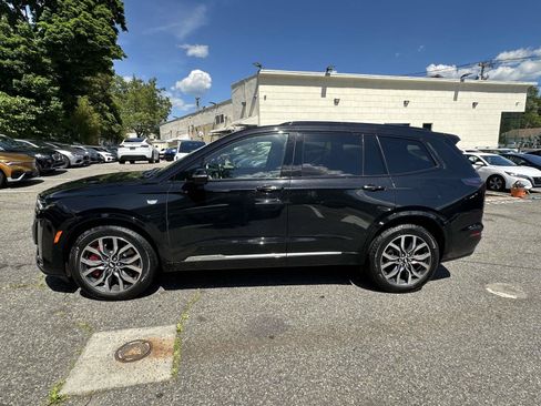 Used 2023 Cadillac XT6 Sport AWD/4WD image 6