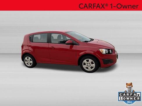 Used 2013 Chevrolet Sonic LS FWD image 3