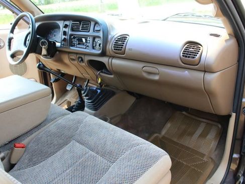 Used 1998 Dodge Ram 2500 Truck 4x4 Quad Cab image 15