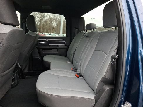 Used 2024 RAM 2500 Big Horn w/ Bed Utility Group image 10