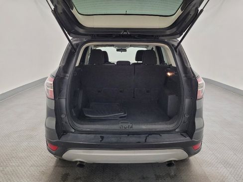 Used 2017 Ford Escape SE image 29