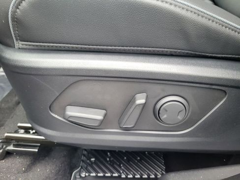 New 2026 Hyundai Tucson Limited image 14