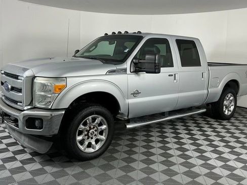 Used 2014 Ford F250 Lariat AWD/4WD image 4