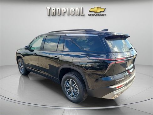 New 2026 Chevrolet Traverse LT w/ Driver Confidence Package image 3