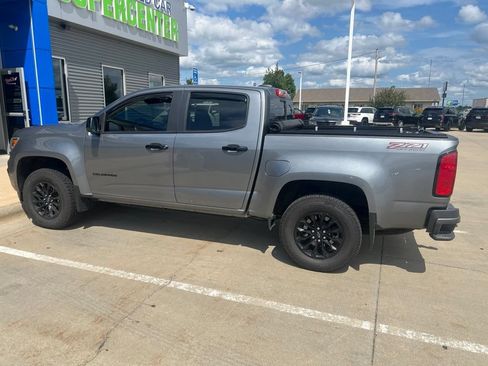 Used 2022 Chevrolet Colorado Z71 w/ Trail Boss Package AWD/4WD image 2