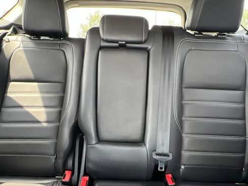Used 2018 Ford Escape SEL FWD image 29