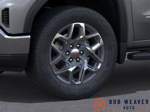 New 2026 GMC Sierra 1500 SLE image 9