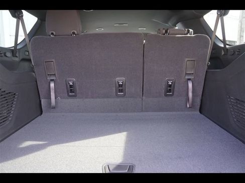 New 2026 Chevrolet Suburban LS AWD/4WD image 18