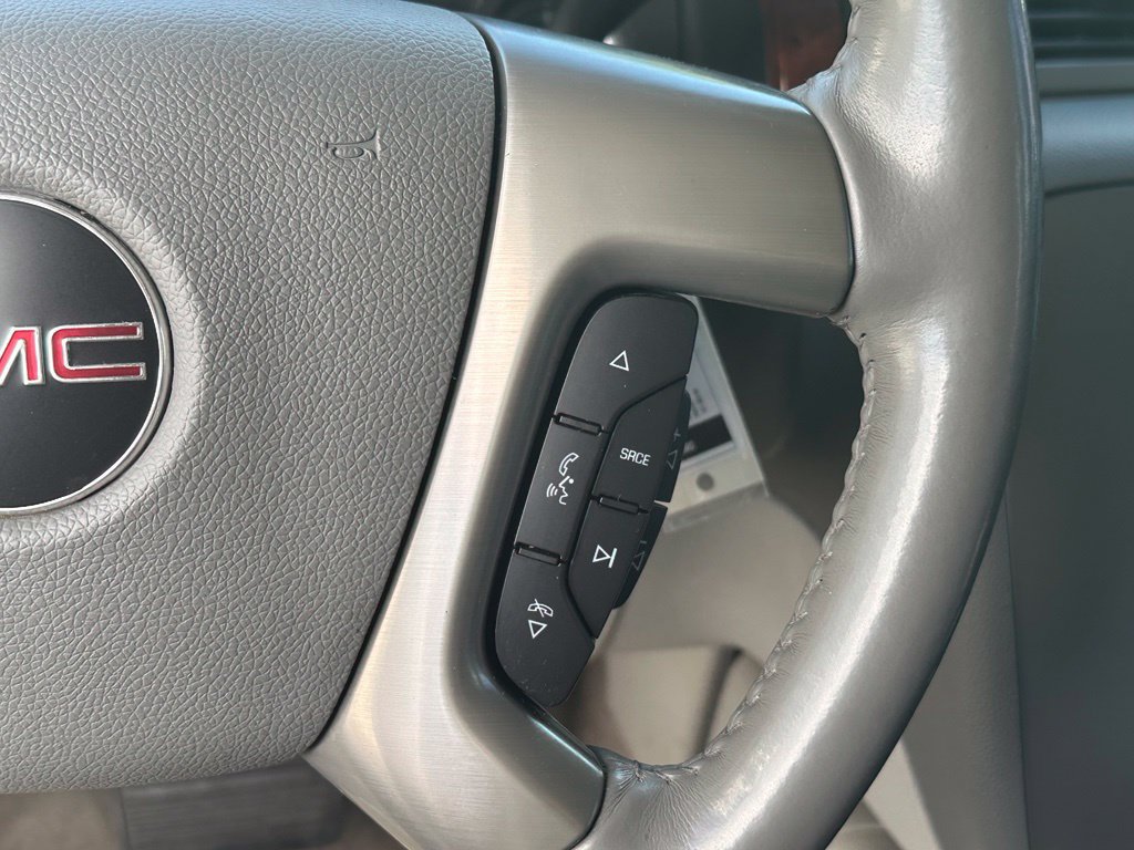Used 2012 GMC Yukon XL SLT w/ SLT-2 Equipment Package AWD/4WD image 32