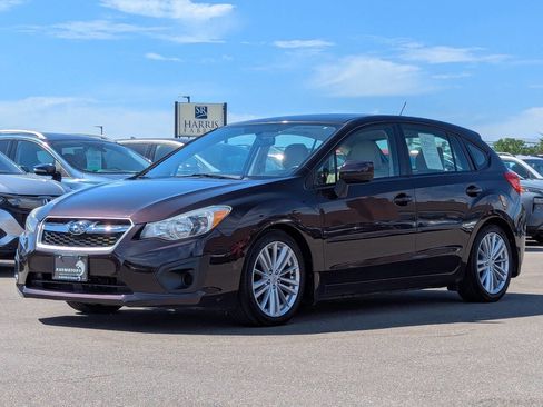 Used 2012 Subaru Impreza 2.0i Premium AWD/4WD image 7