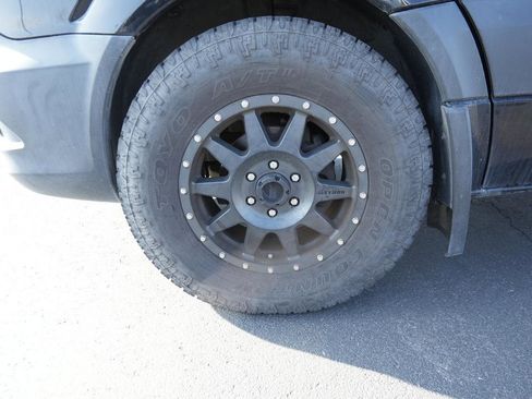 Used 2015 Mercedes-Benz Sprinter 2500 image 31