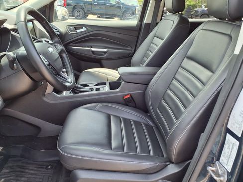 Used 2019 Ford Escape SEL AWD/4WD image 25