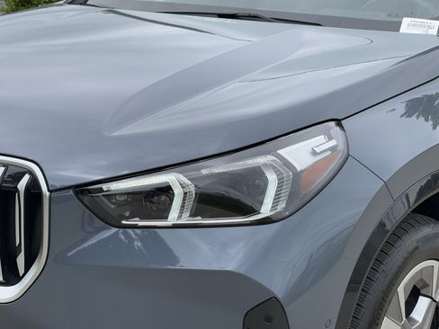 Certified 2025 BMW X1 xDrive28i AWD/4WD image 6