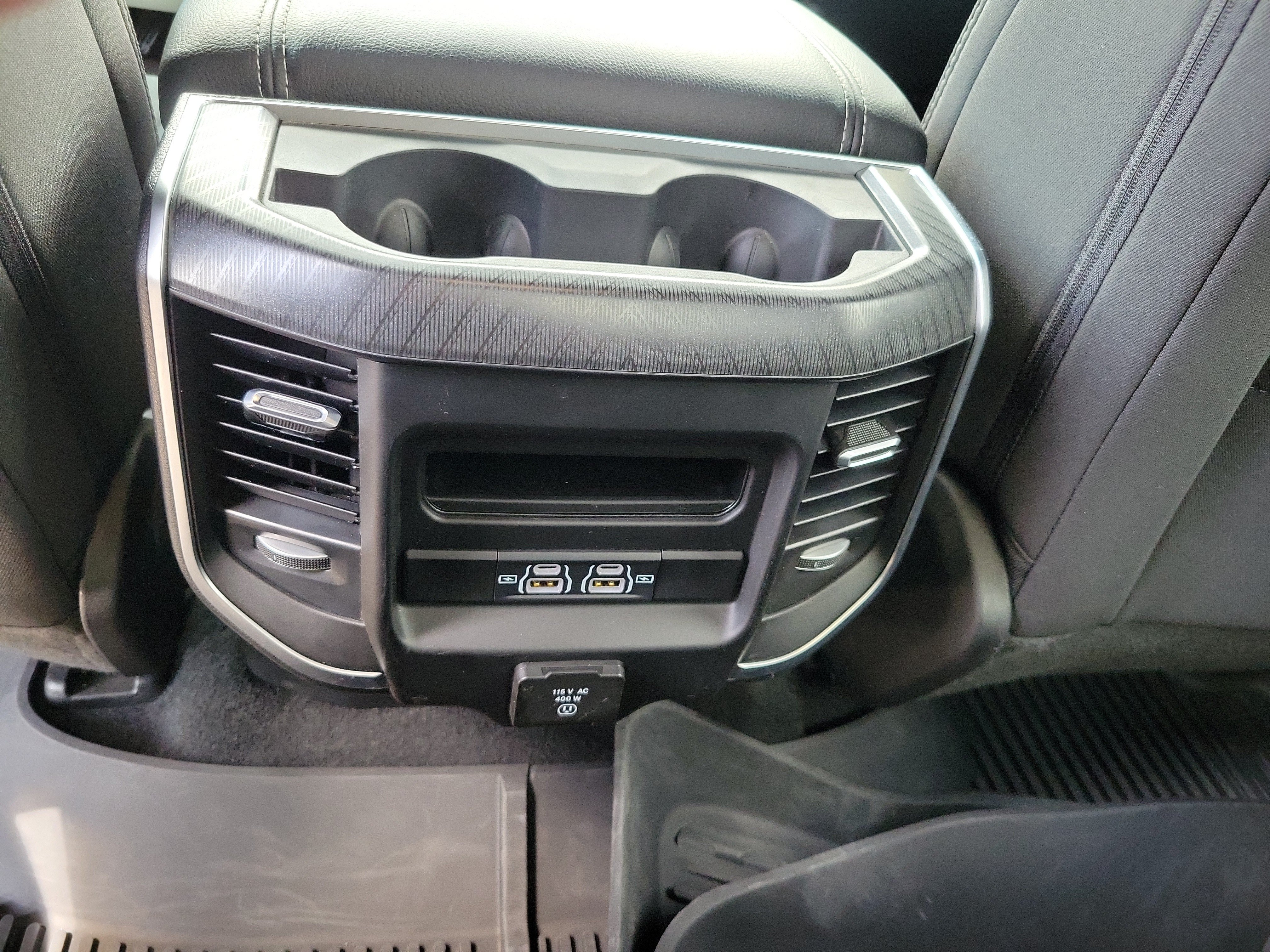 Used 2025 RAM 1500 Big Horn AWD/4WD image 10