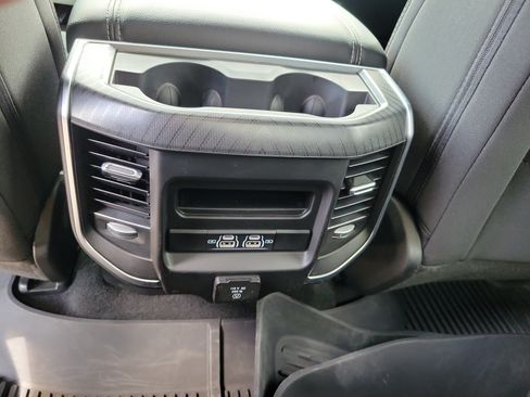 Used 2025 RAM 1500 Big Horn AWD/4WD image 10